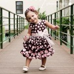 Vestido marrom e rosa infantil