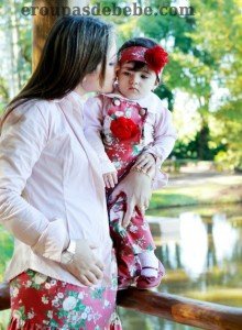 moda floral vermelho mamãe e bebê Vestidos para bebe