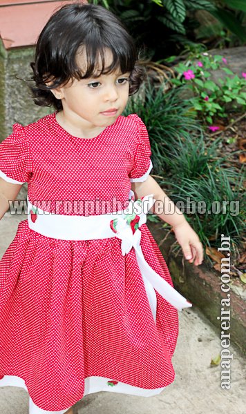 moranguinho roupa Vestido moranguinho