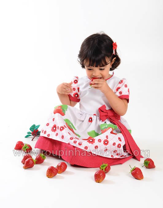 vestido da moranguinho Vestido moranguinho