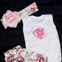 Roupas de bebe disponíveis