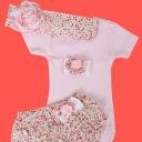 Roupas de bebe disponíveis