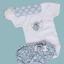 Roupas de bebe disponíveis